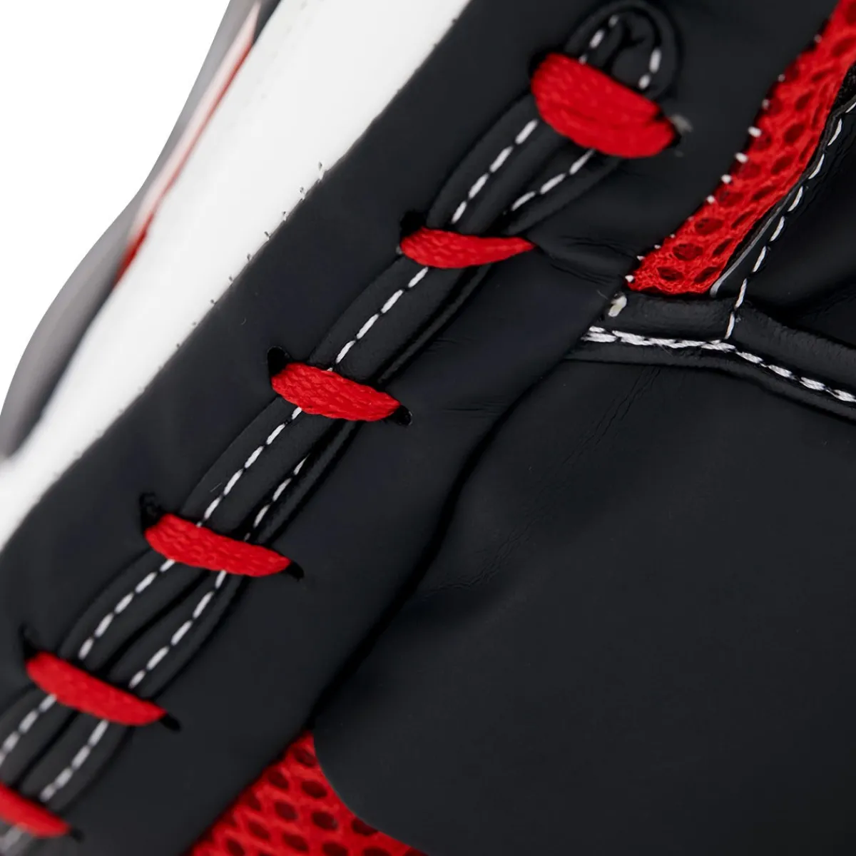 Online Century US Retail Brave Gel Punch Mitt - Single Black/White/Red
