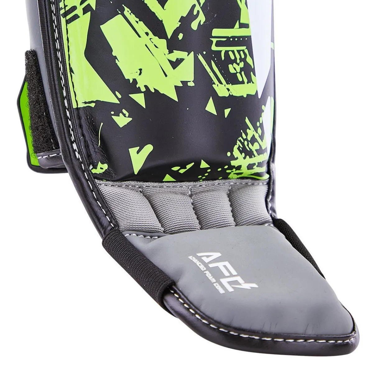 Sale Century US Wholesale Brave Youth Shin Guards