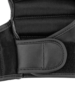 Outlet Century Martial Arts Creed MMA Fight Glove Black