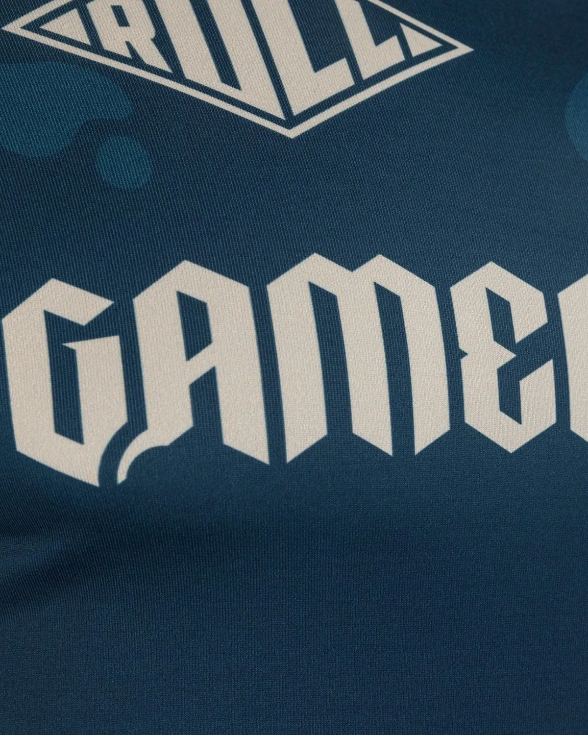 Online Gameness Men's Long Sleeved Meeting Of The Waters Rash Guard Navy
