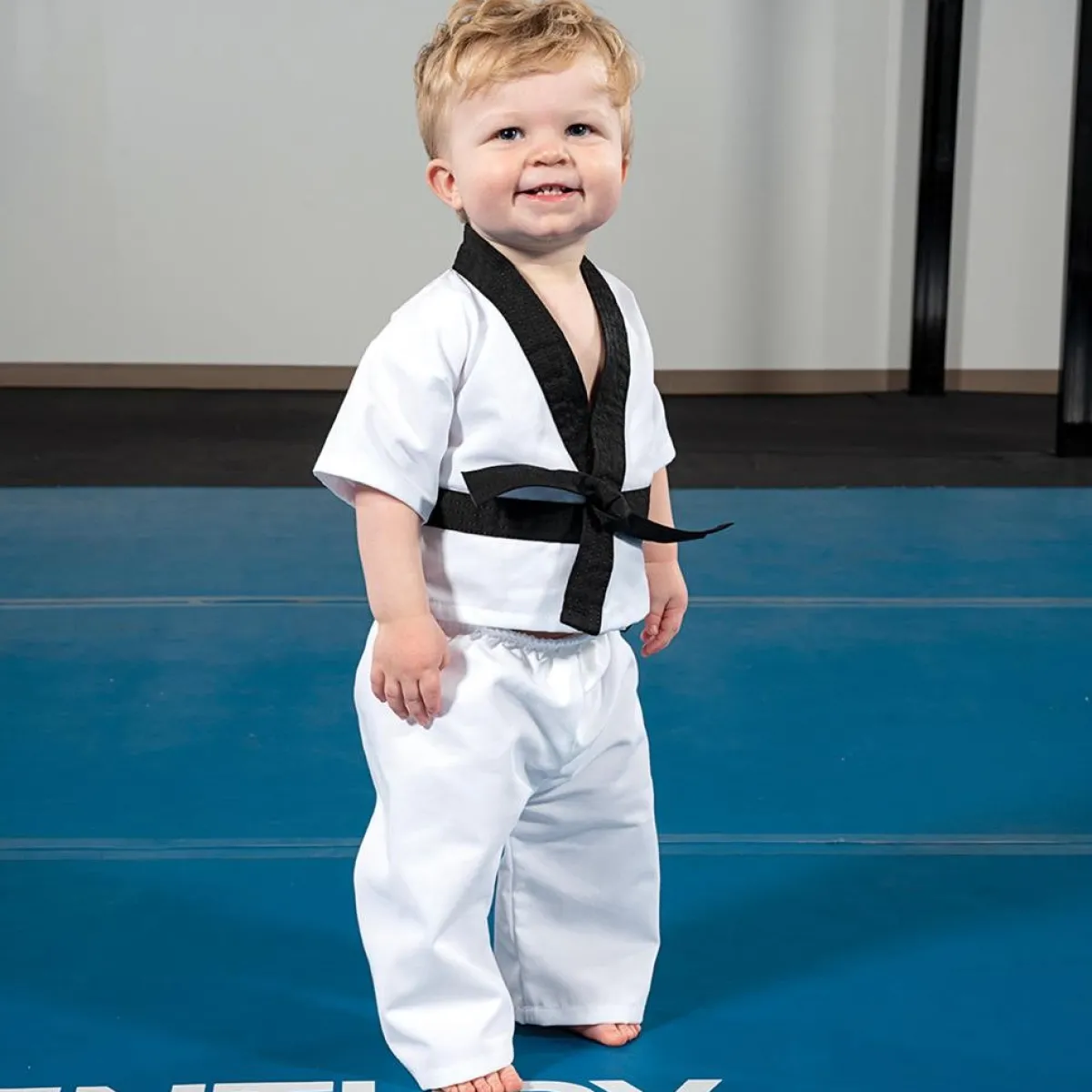 Outlet Century US Retail Lil' Dragon Infant Uniform White